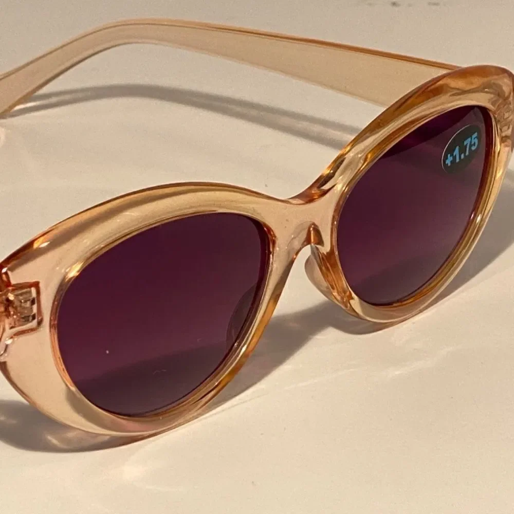 Barbara Reading Sunglasses 1.75 Clear Gold Sweetheart Frames Dark Lenses NWT